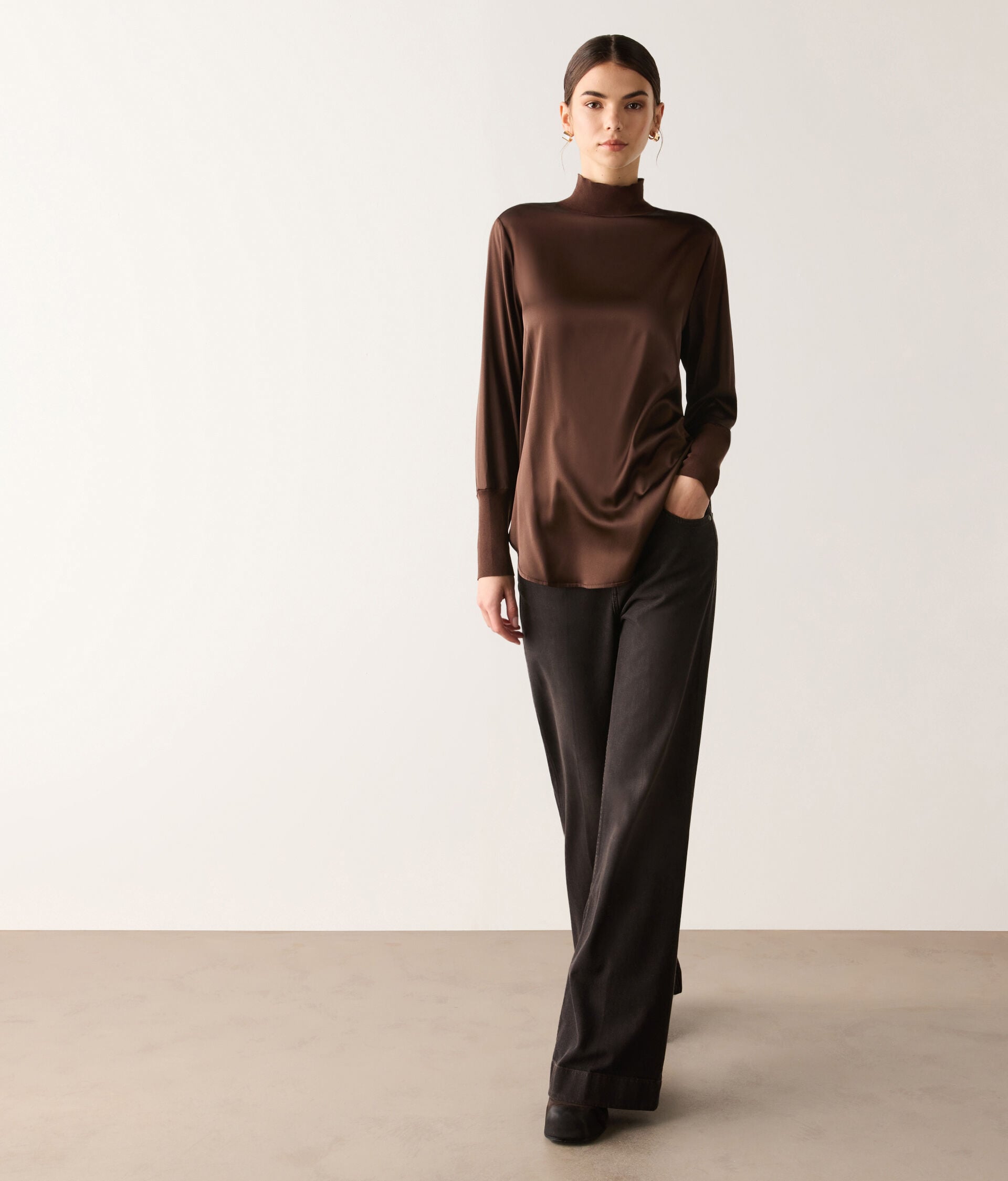Blouse en soie avec empiècements en maille