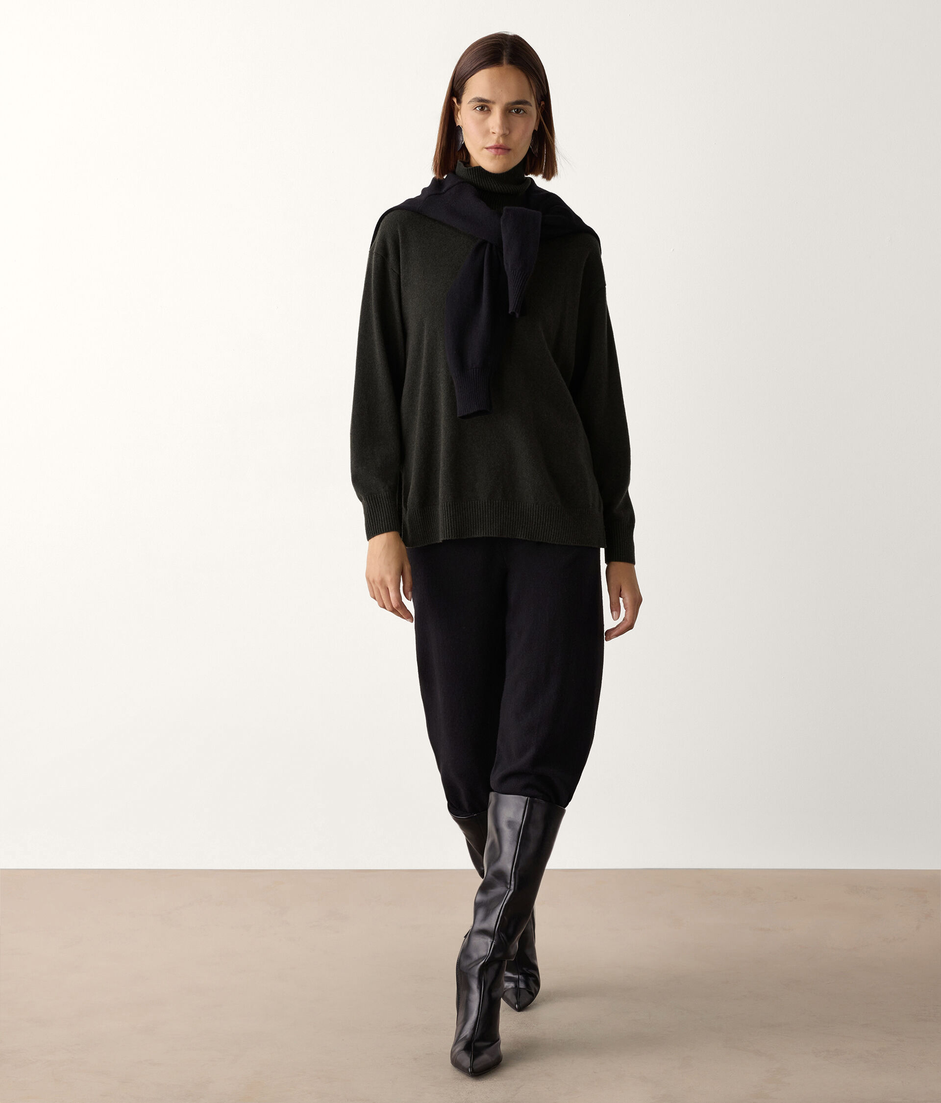 Dolcevita con spacchi in Cashmere Ultrasoft