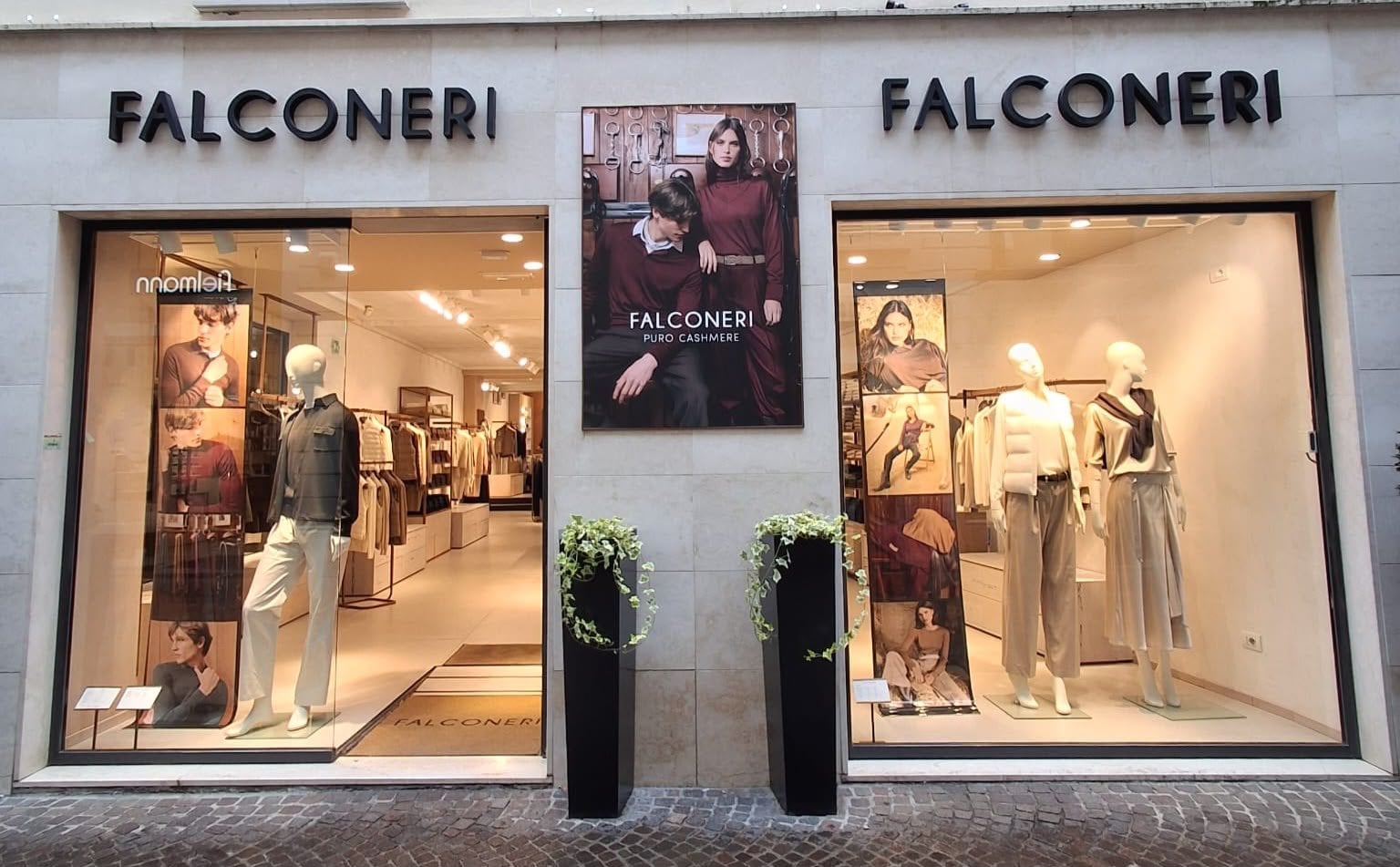 LECCO VIA ROMA 23
