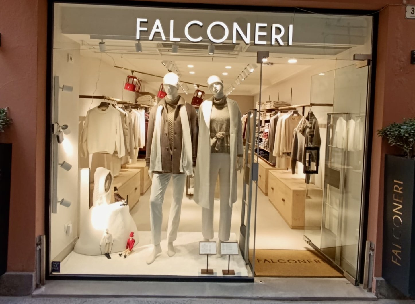 Falconeri ALASSIO VIA XX SETTEMBRE 39