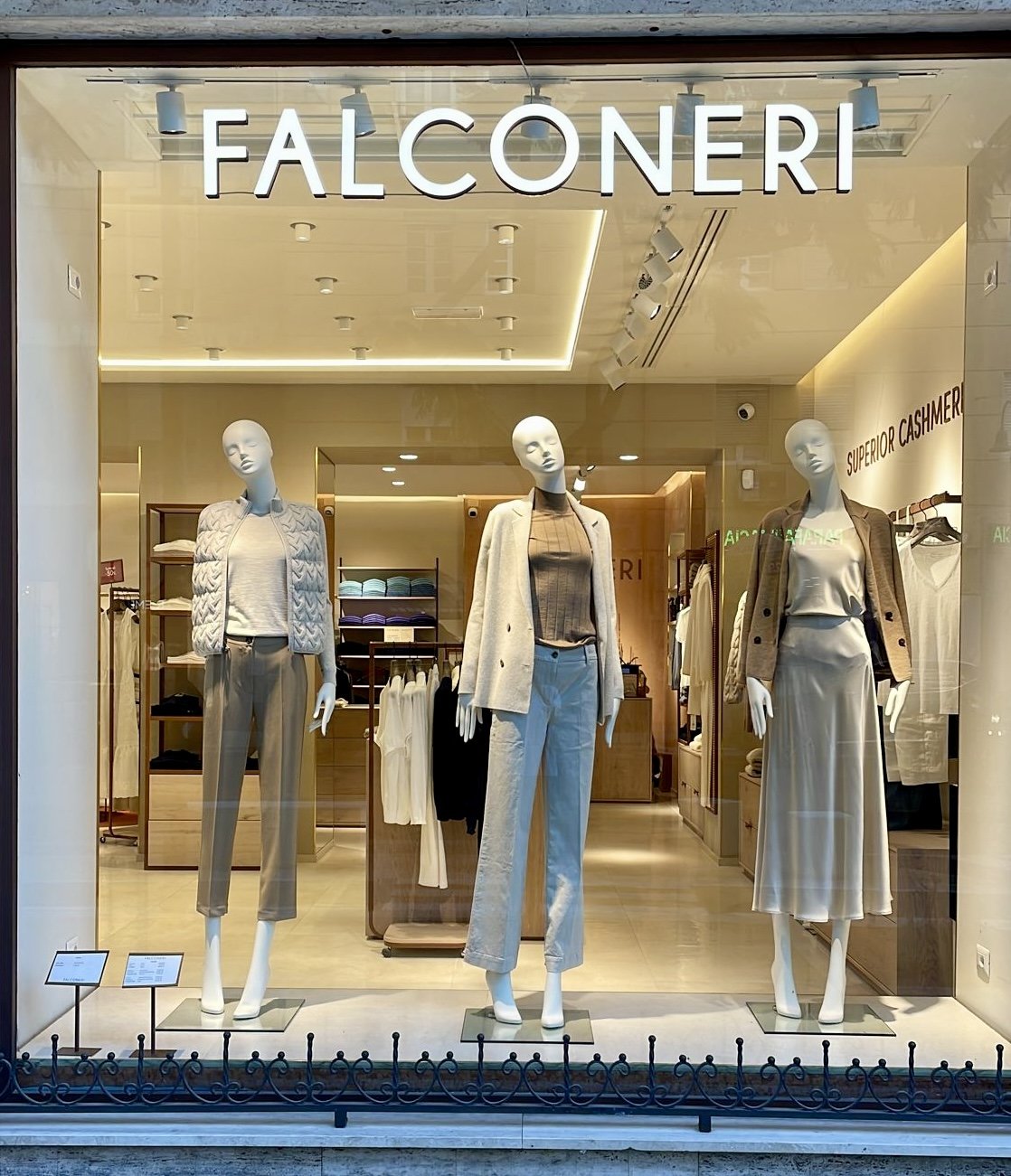 Falconeri CAGLIARI VIA DANTE 87