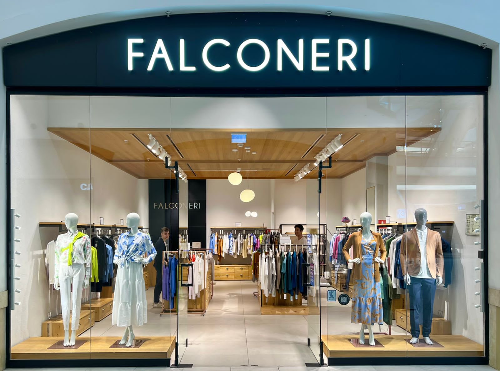 Negozio cashmere e abbigliamento 16 15 Falconeri