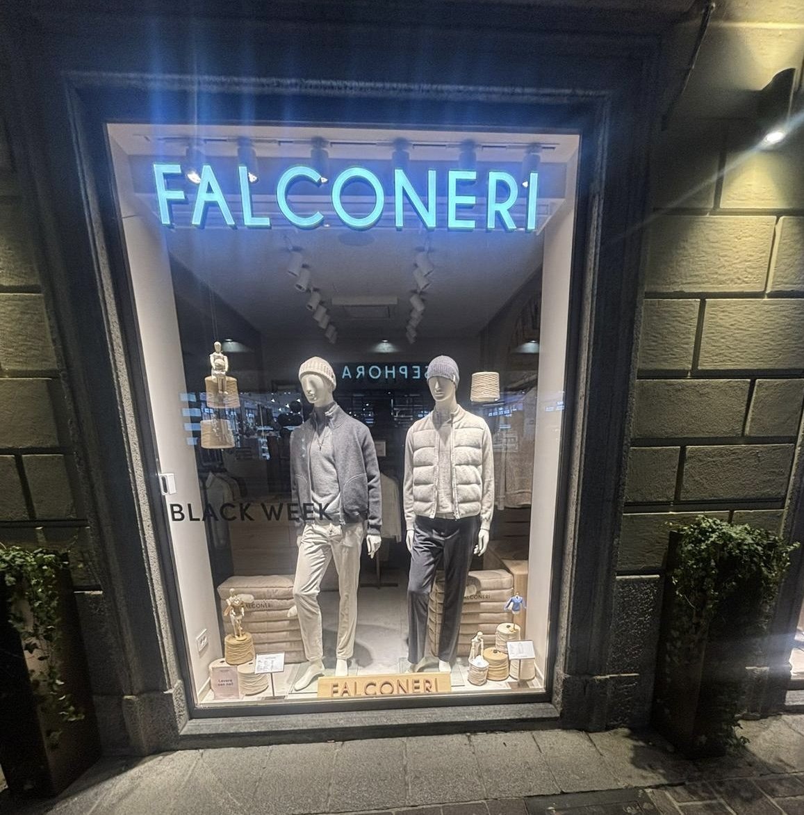 Falconeri COMO VIA LUINI 15/17/19